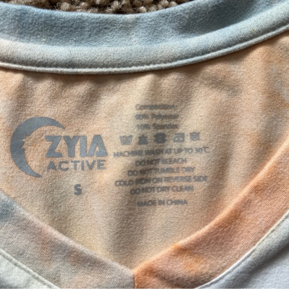 ZYIA Active Hendrix Dusk Go To Pocket Pastel Tie Died T-Shirt. Size small - Picture 6 of 7